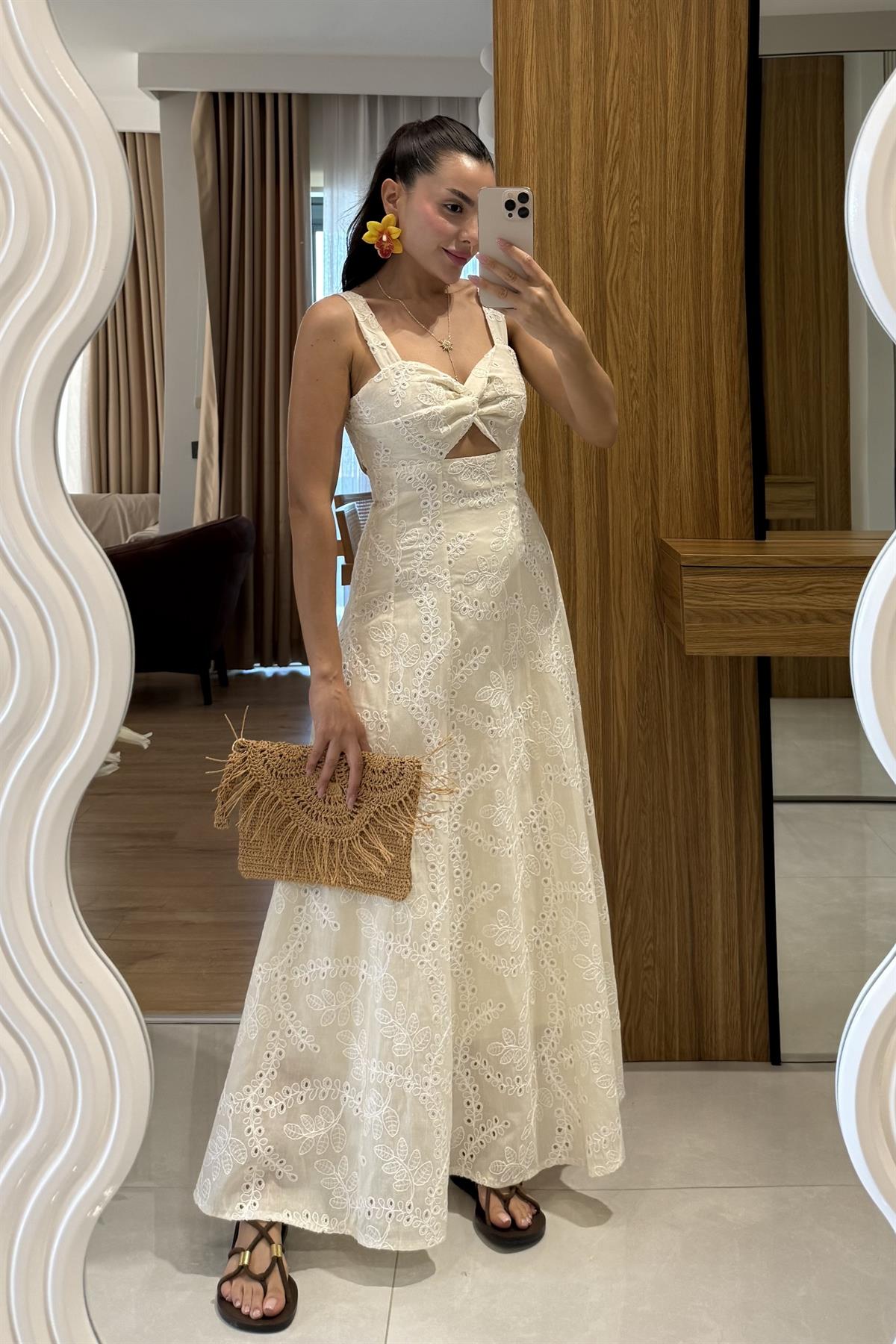 Elowen Bej Astarlı Fisto Elbise 