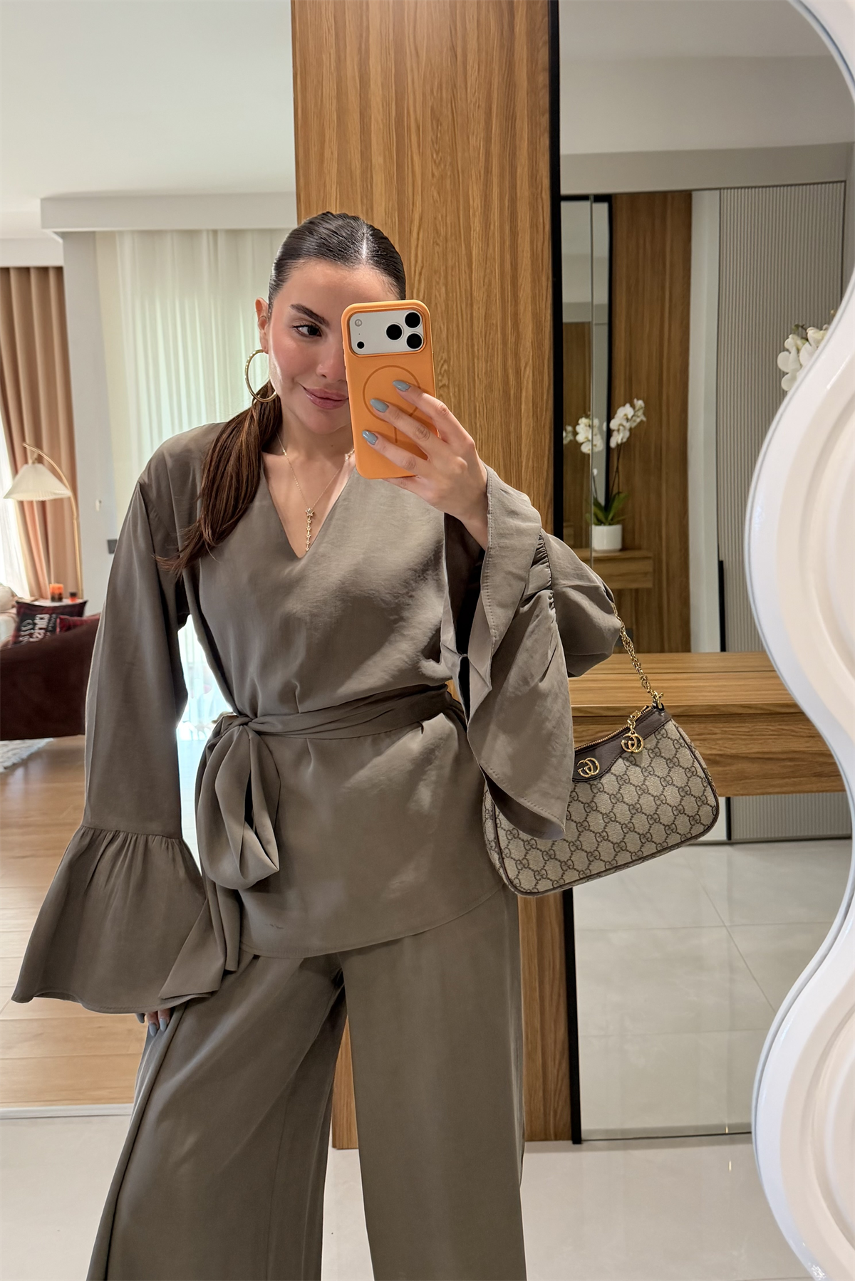 Elsa Haki Tensel Kuşaklı Takım