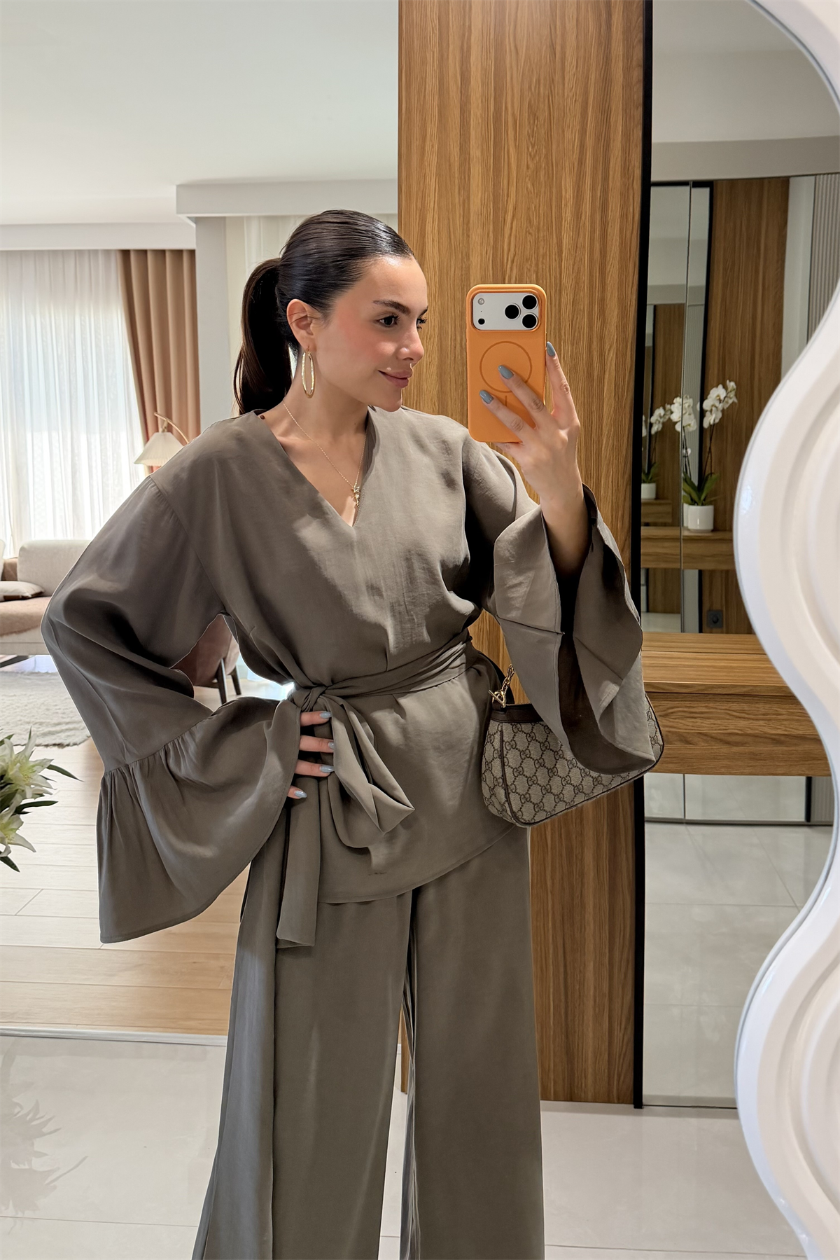 Elsa Haki Tensel Kuşaklı Takım