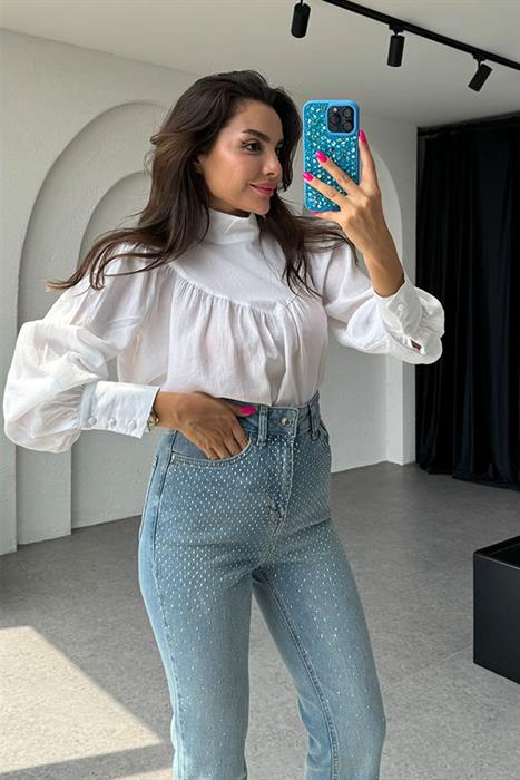 Emilia Beyaz Uzun Kol Tasarım Gömlek 