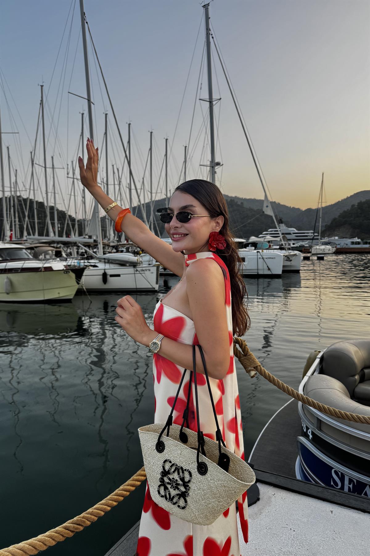 Emilset Çiçek Desen Tasarım Elbise 