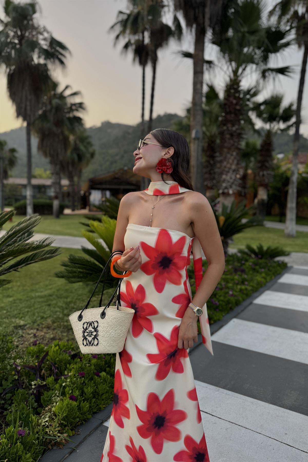 Emilset Çiçek Desen Tasarım Elbise 