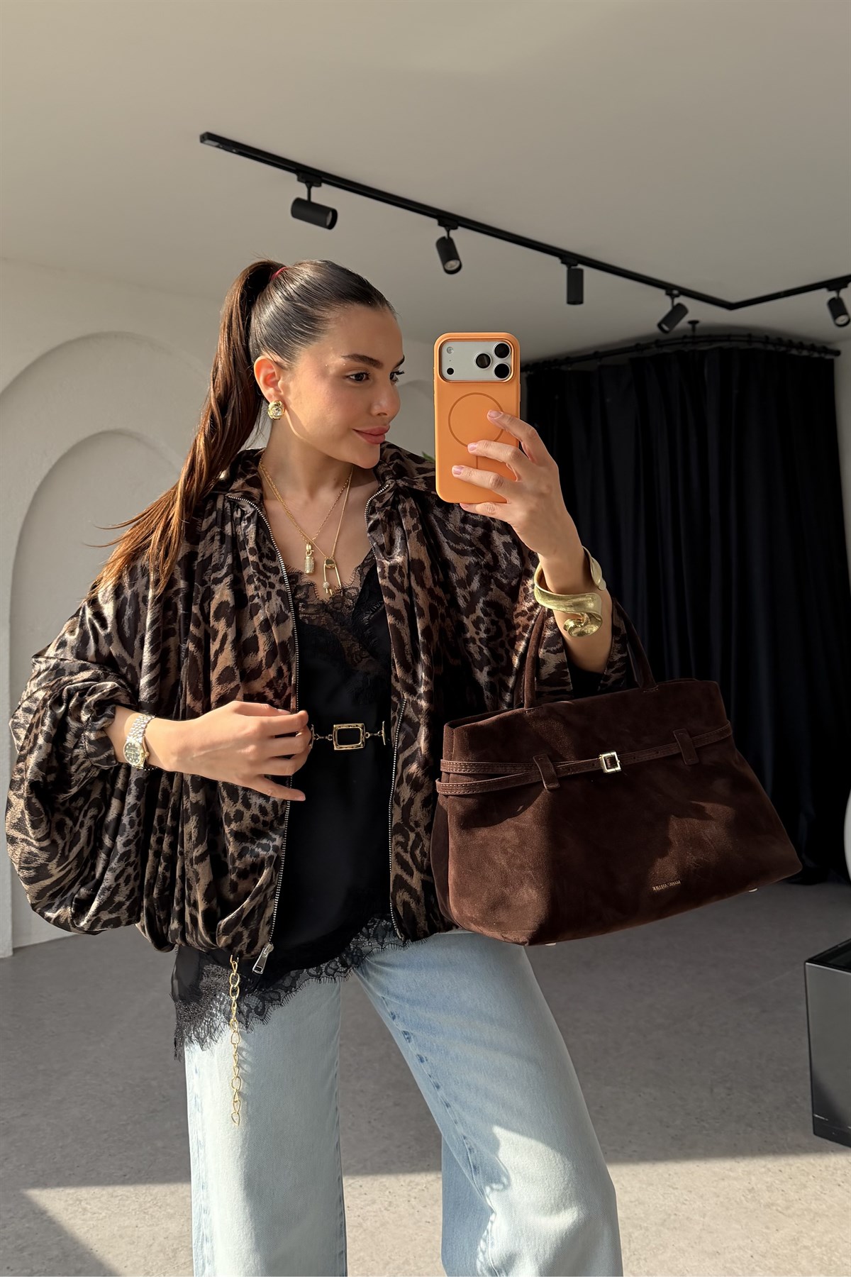 Emily Leopar Kadife Bomber Ceket