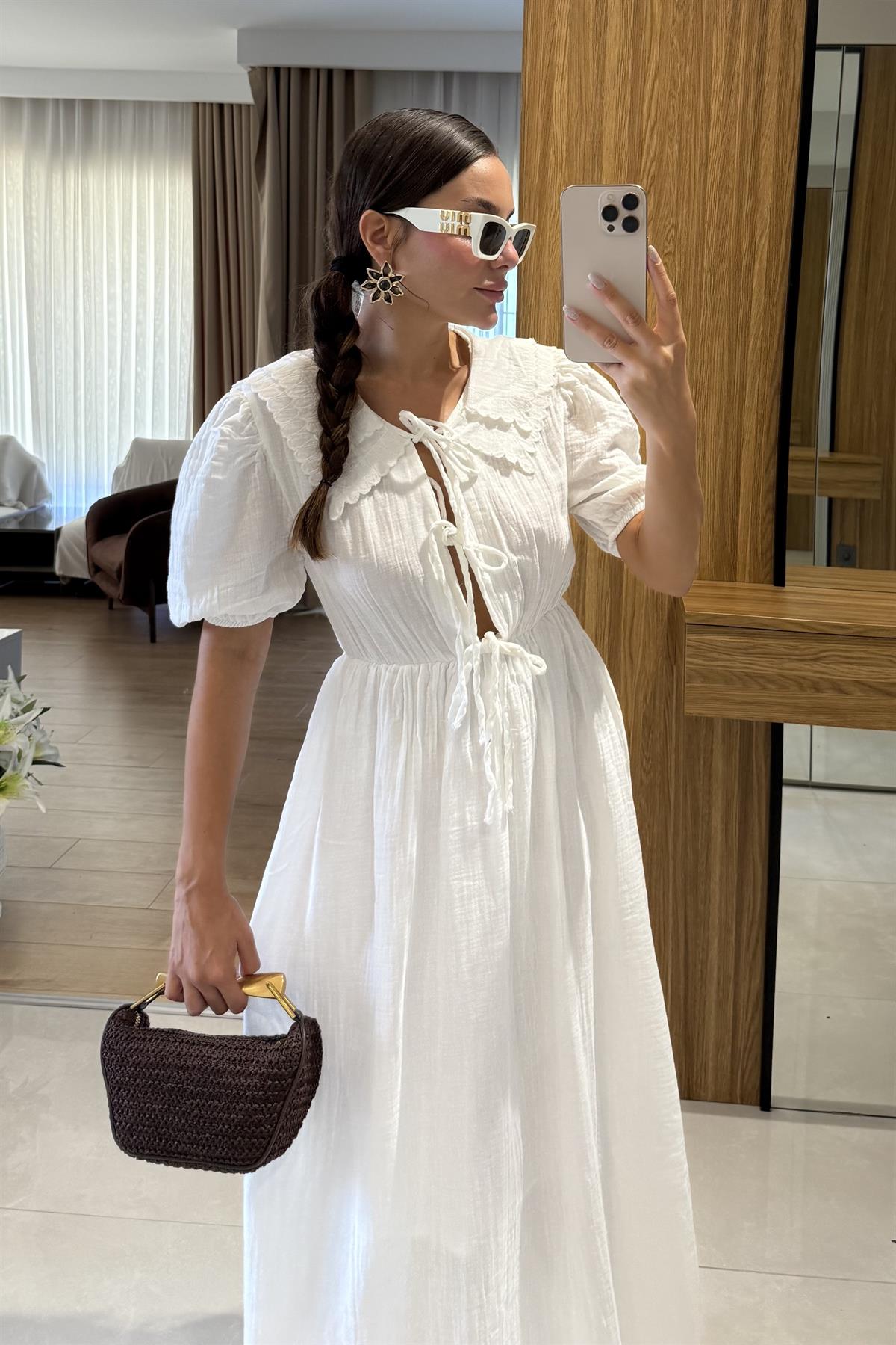 Emma Beyaz Bağlamalı Bebe Yaka Müslin Elbise