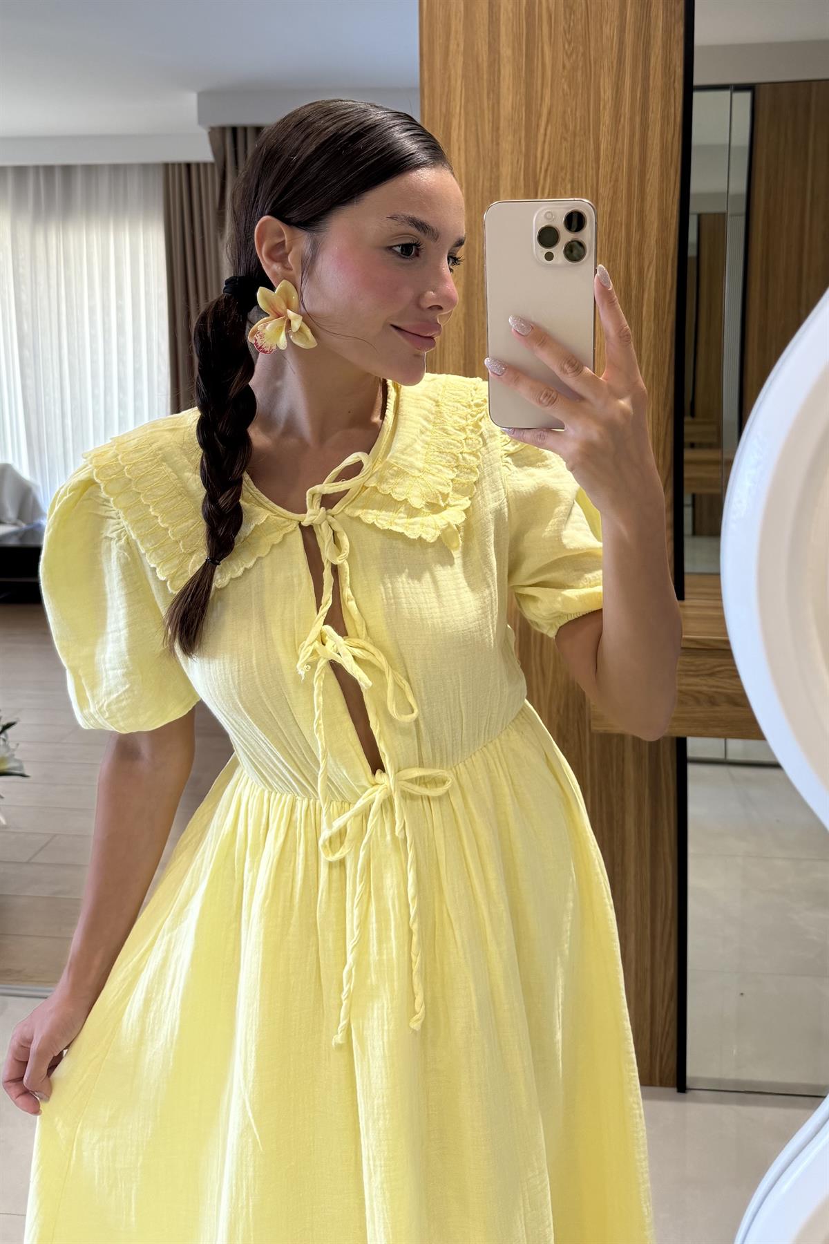 Emma Sarı Bağlamalı Bebe Yaka Müslin Elbise
