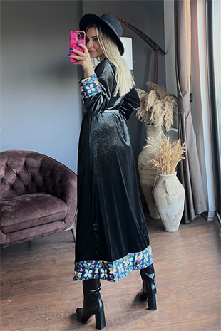 Etnik desenli simli siyah kimono