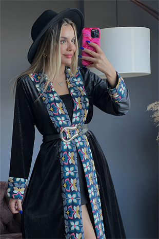 Etnik desenli simli siyah kimono