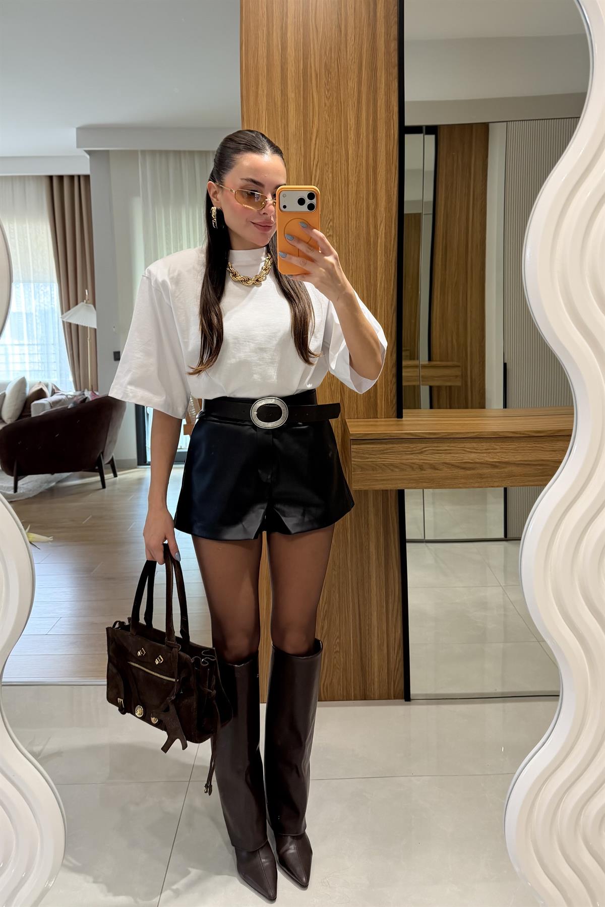 Fayme Siyah Deri Şort 