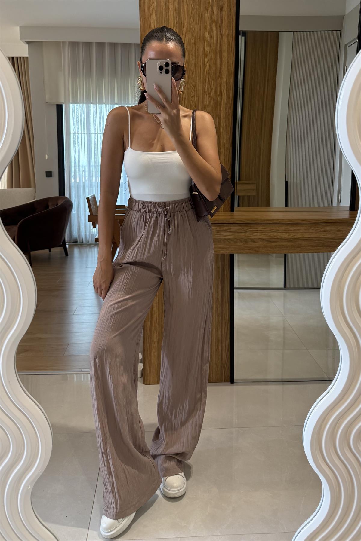 Fayora Açık Kahve Kırışık Görünümlü Beli Lastikli Pantolon