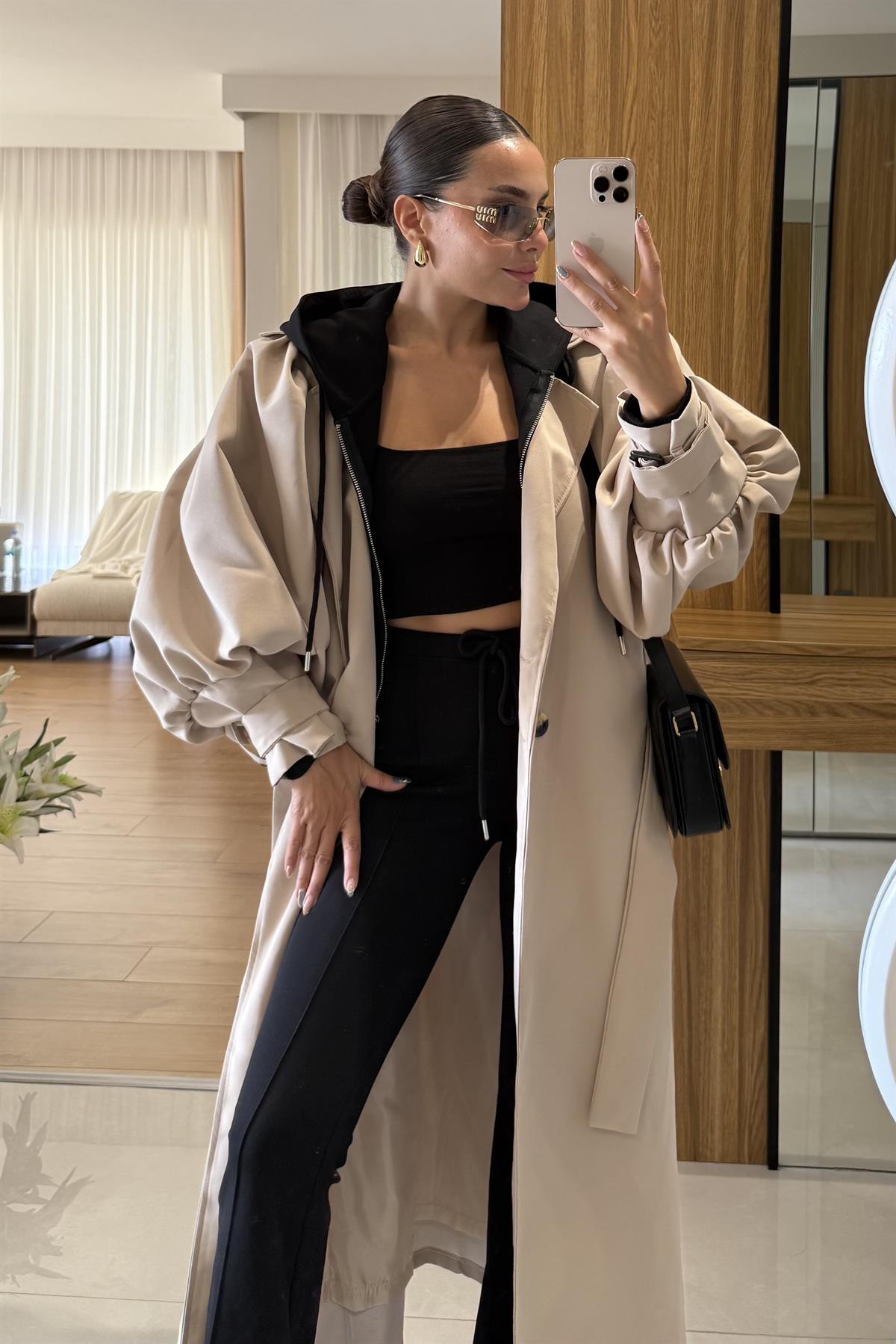 Fergus Balon Kol Tasarım Trenç