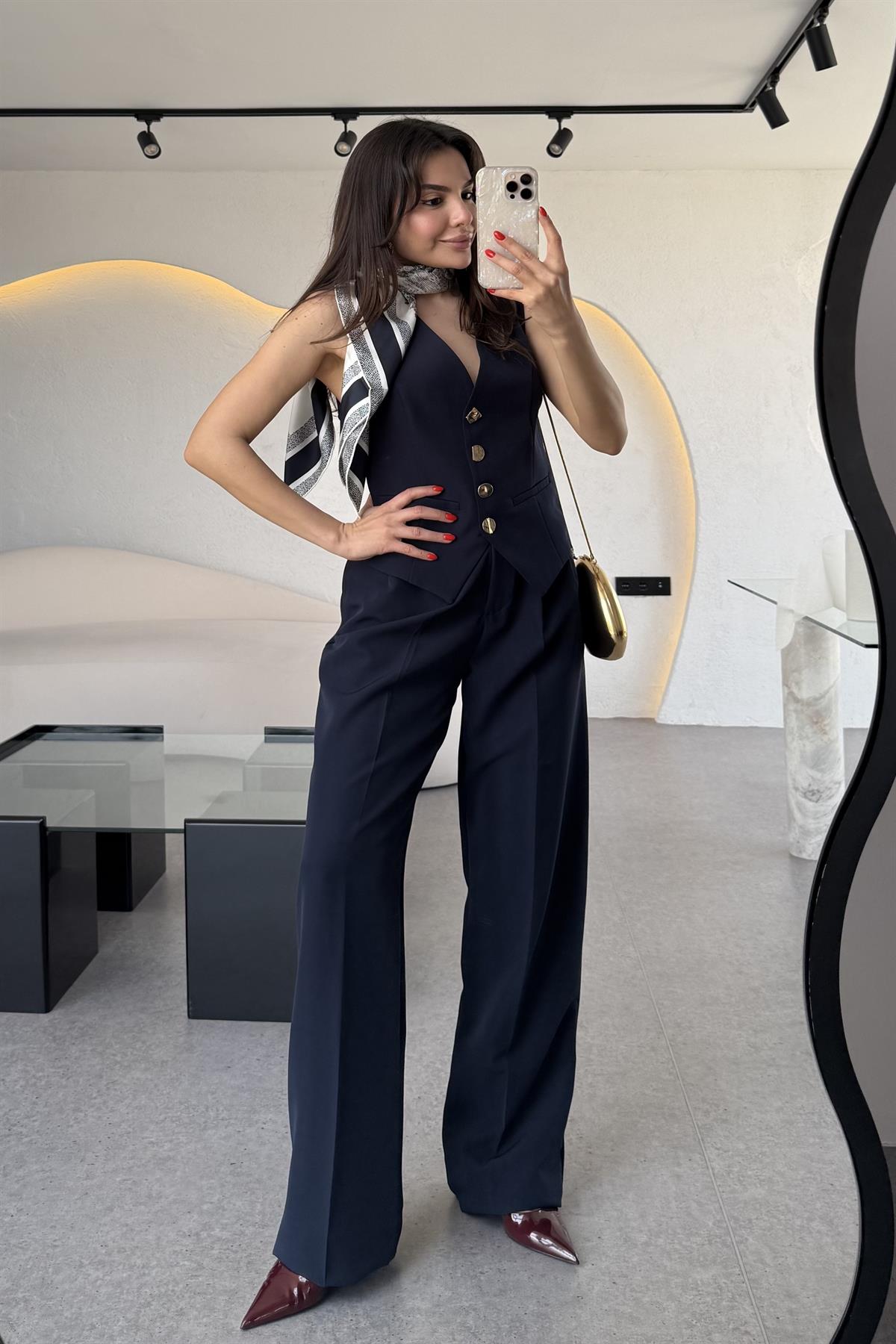 Fiona Lacivert Yelek Pantolon Premium Takım