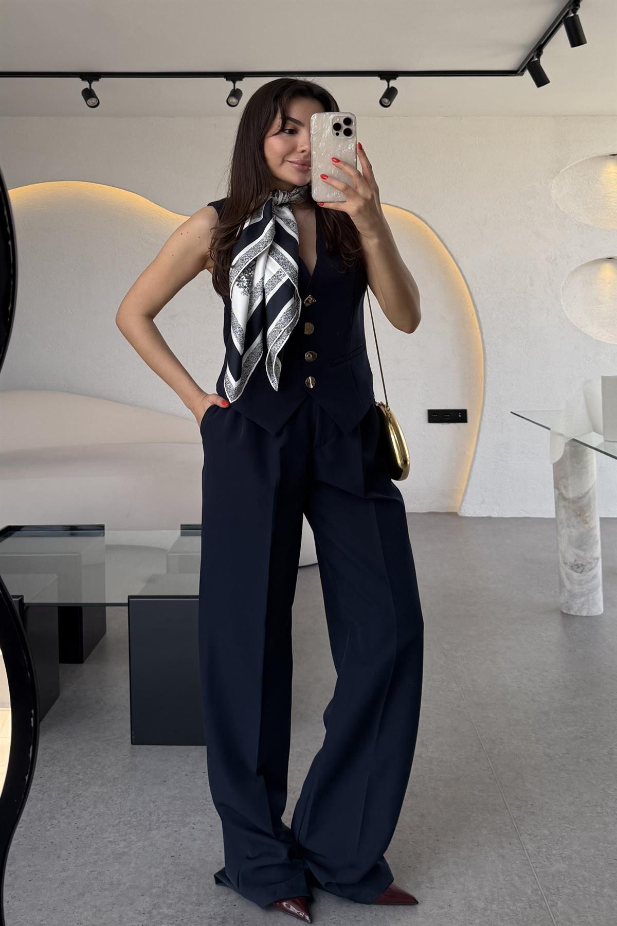 Fiona Lacivert Yelek Pantolon Premium Takım