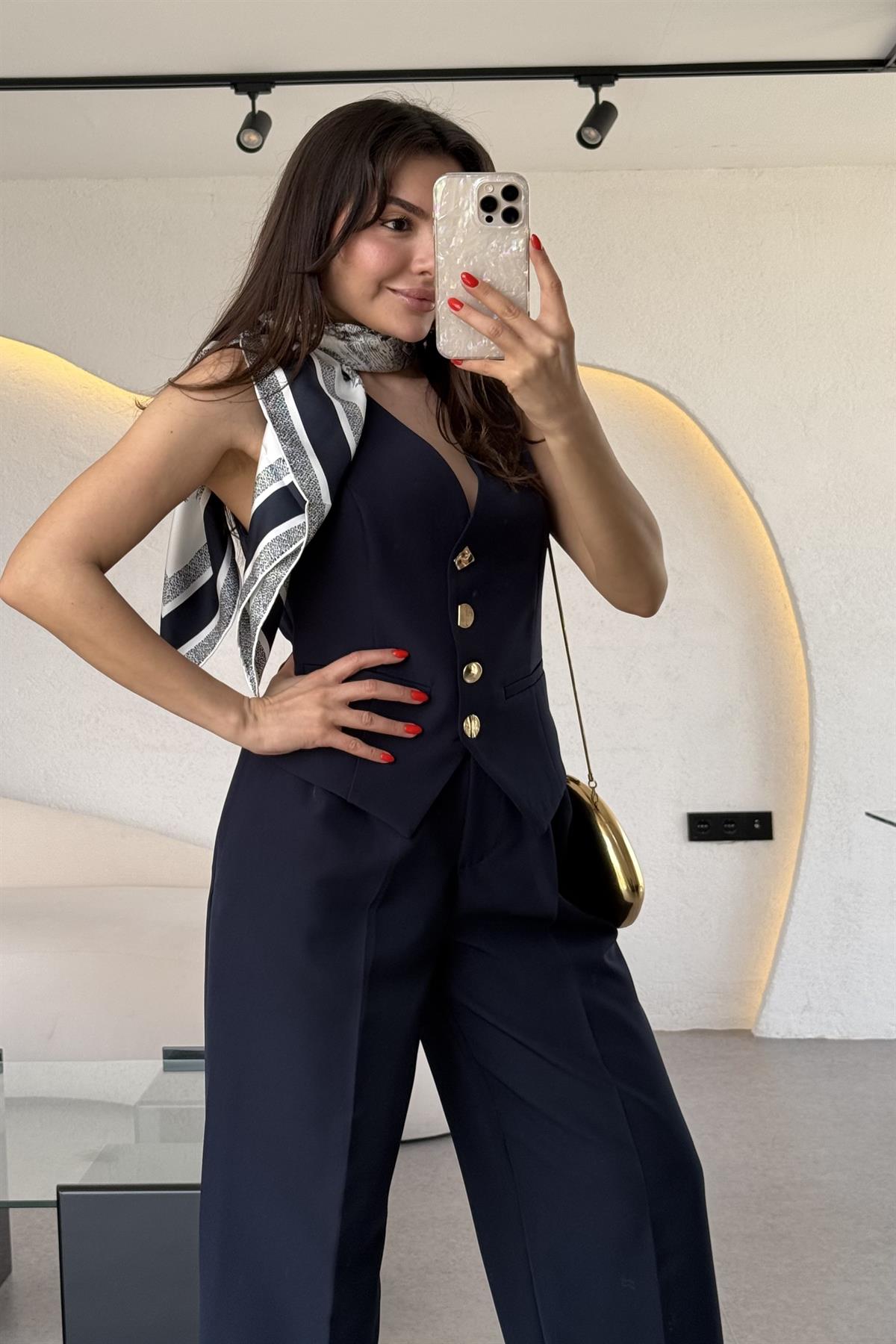 Fiona Lacivert Yelek Pantolon Premium Takım