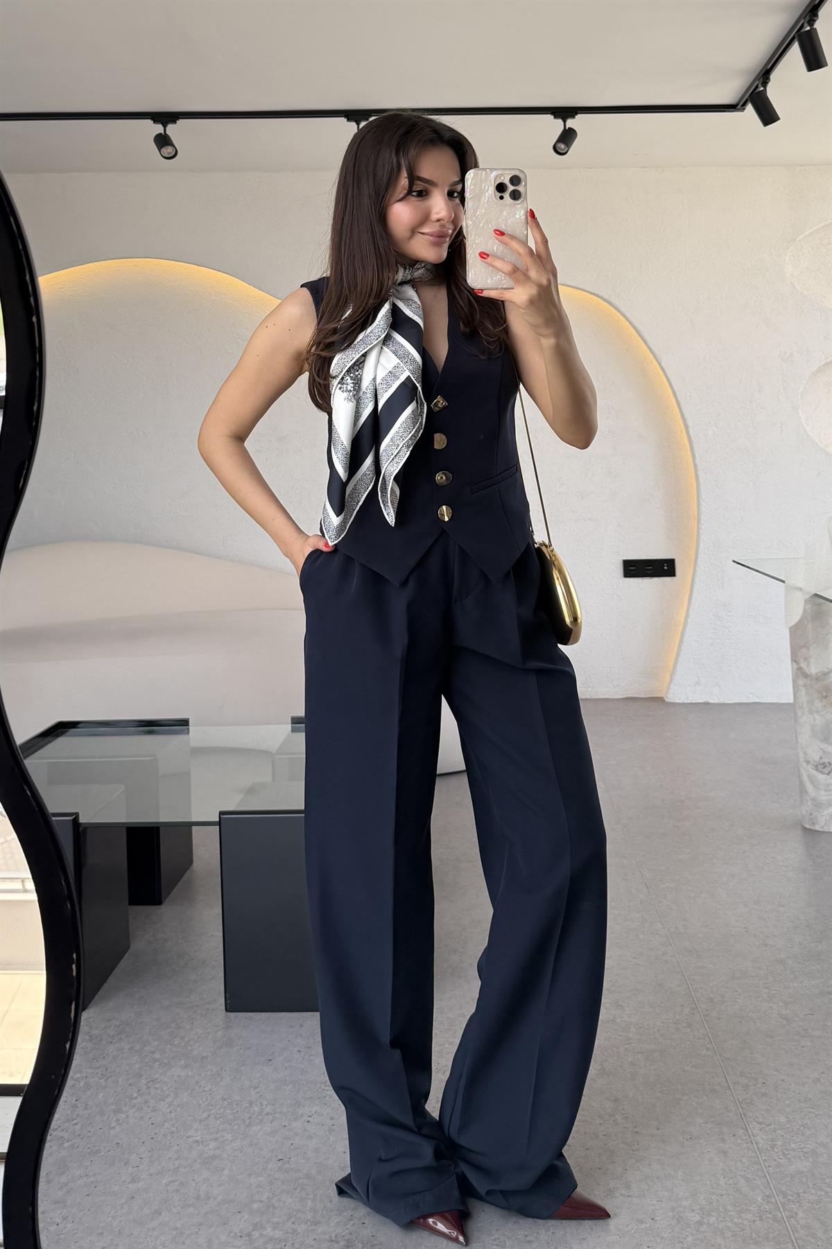 Fiona Lacivert Yelek Pantolon Premium Takım