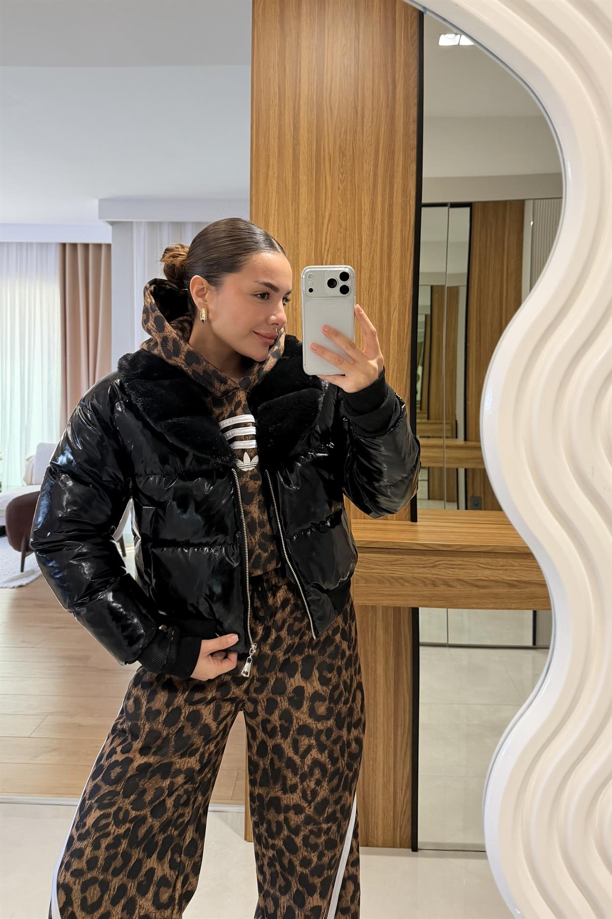 Flayde Siyah Yumuşak Yakalı Mont