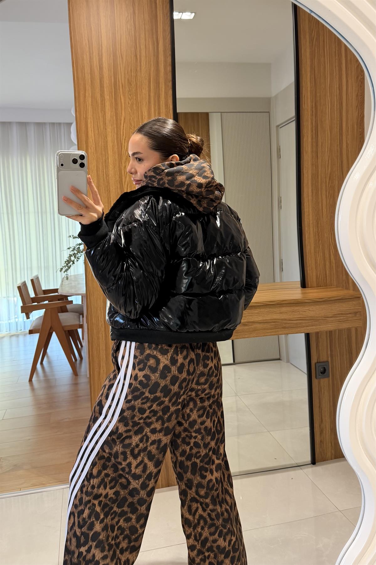 Flayde Siyah Yumuşak Yakalı Mont