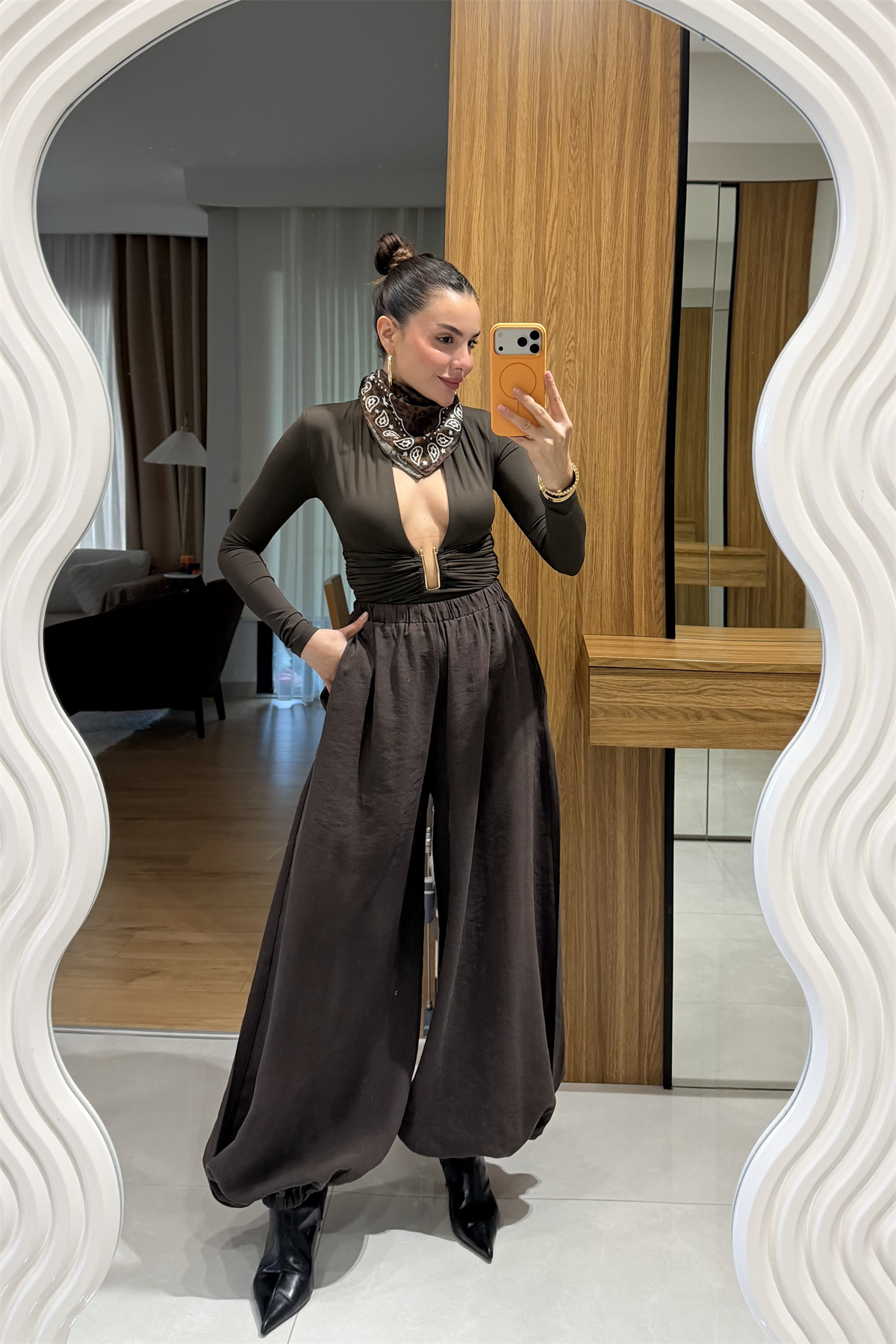 Florencia Haki Göğüs Tokalı Body