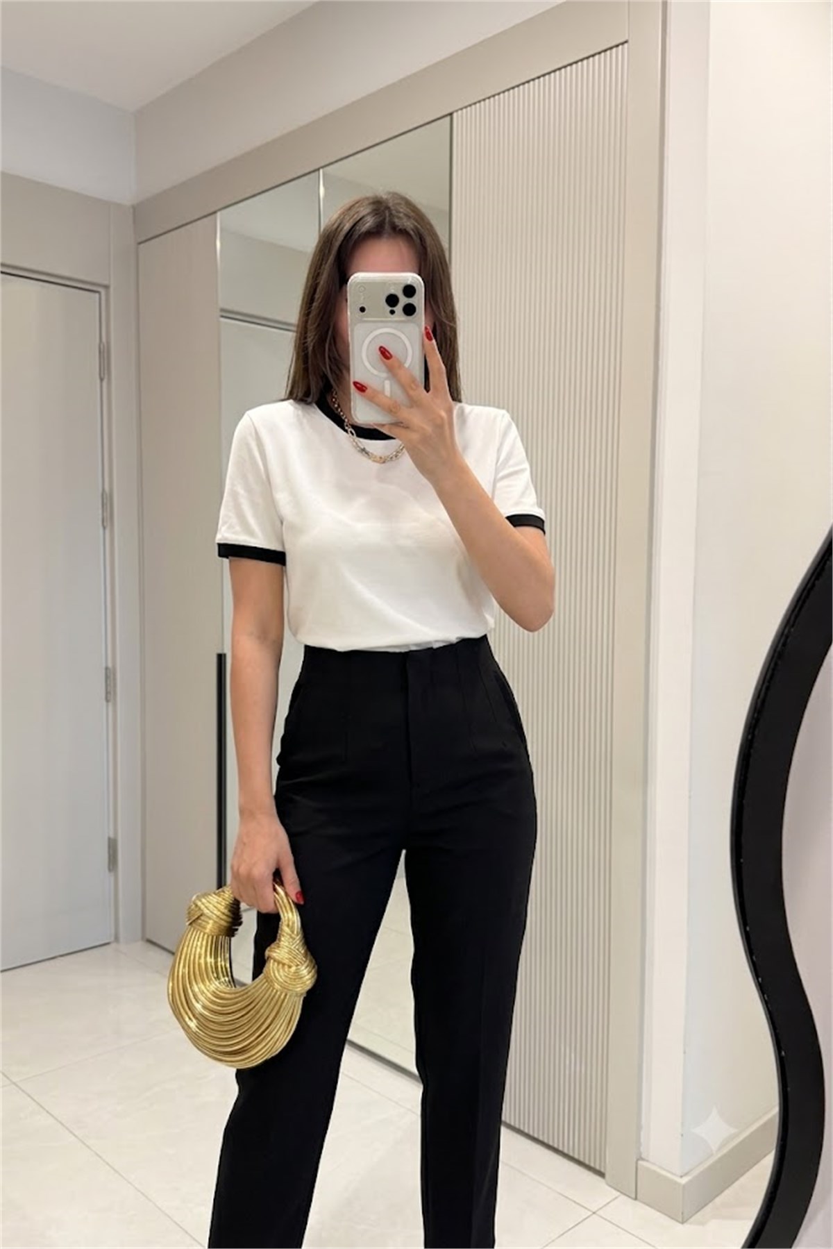Flush Beyaz Biyeli Tshirt