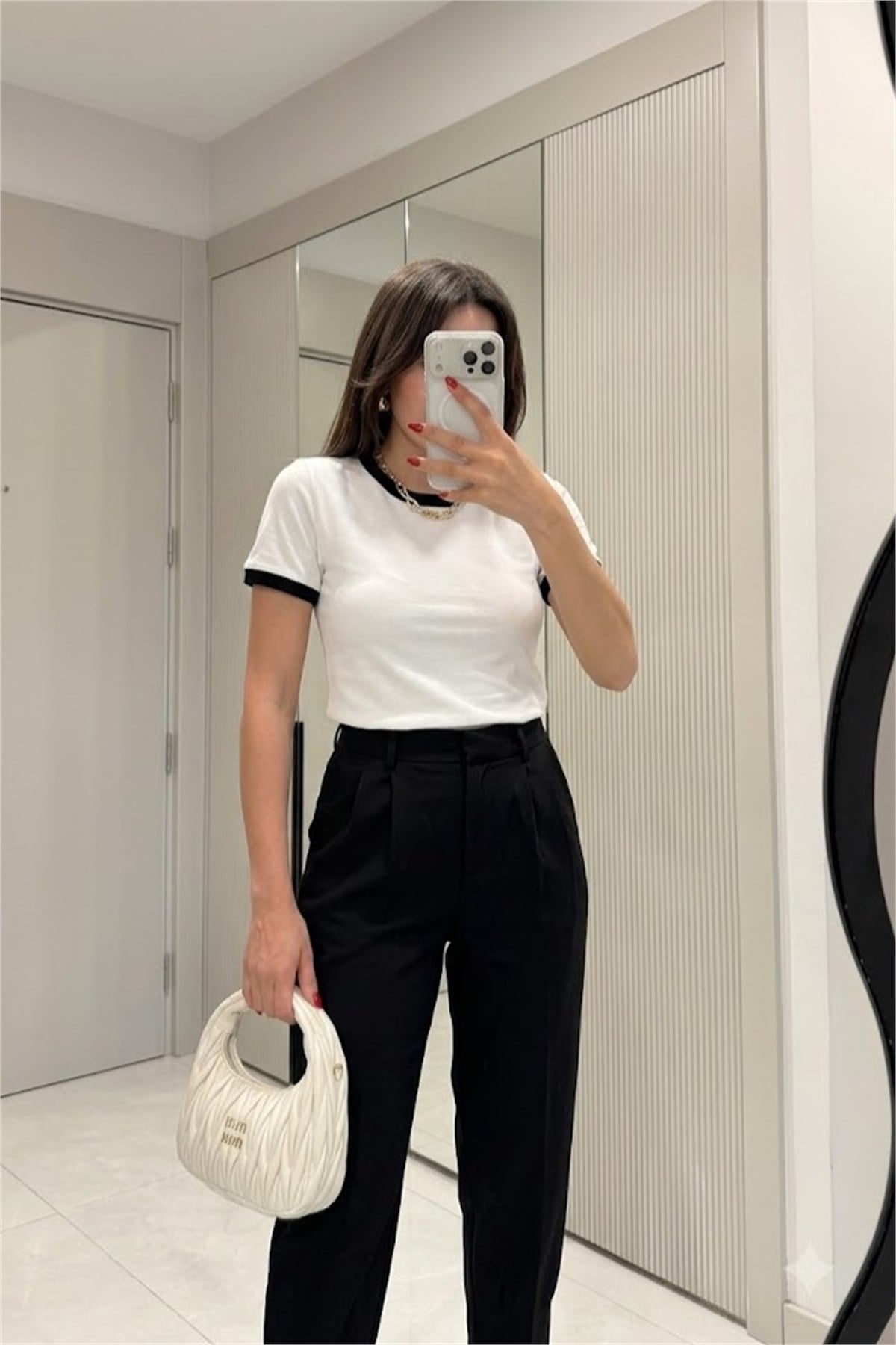Flush Beyaz Biyeli Tshirt
