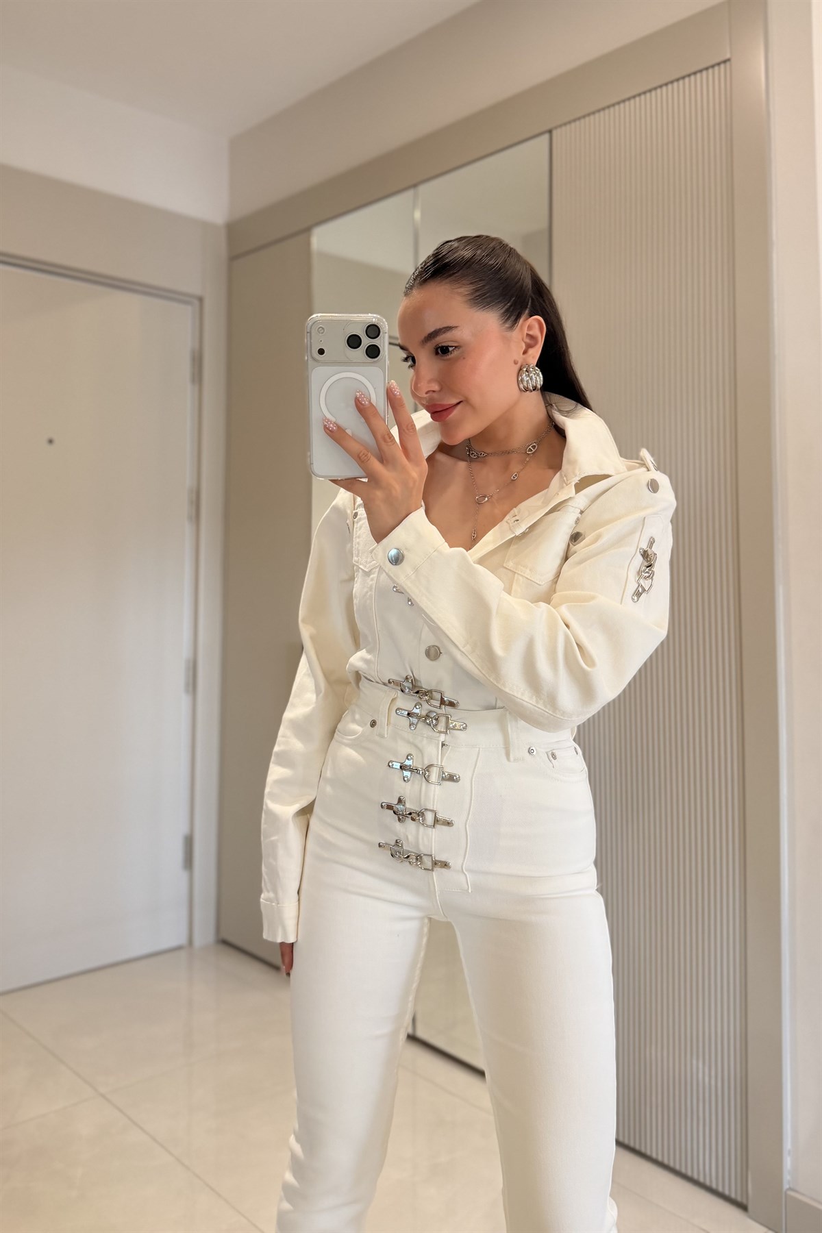 Frenk Krem Kelepçeli Denim Takım