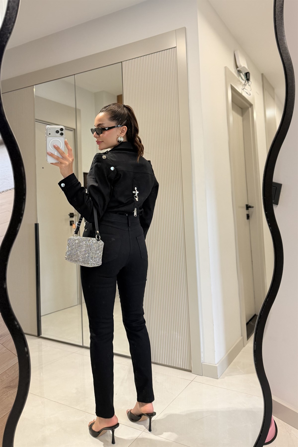 Frenk Siyah Kelepçeli Denim Takım