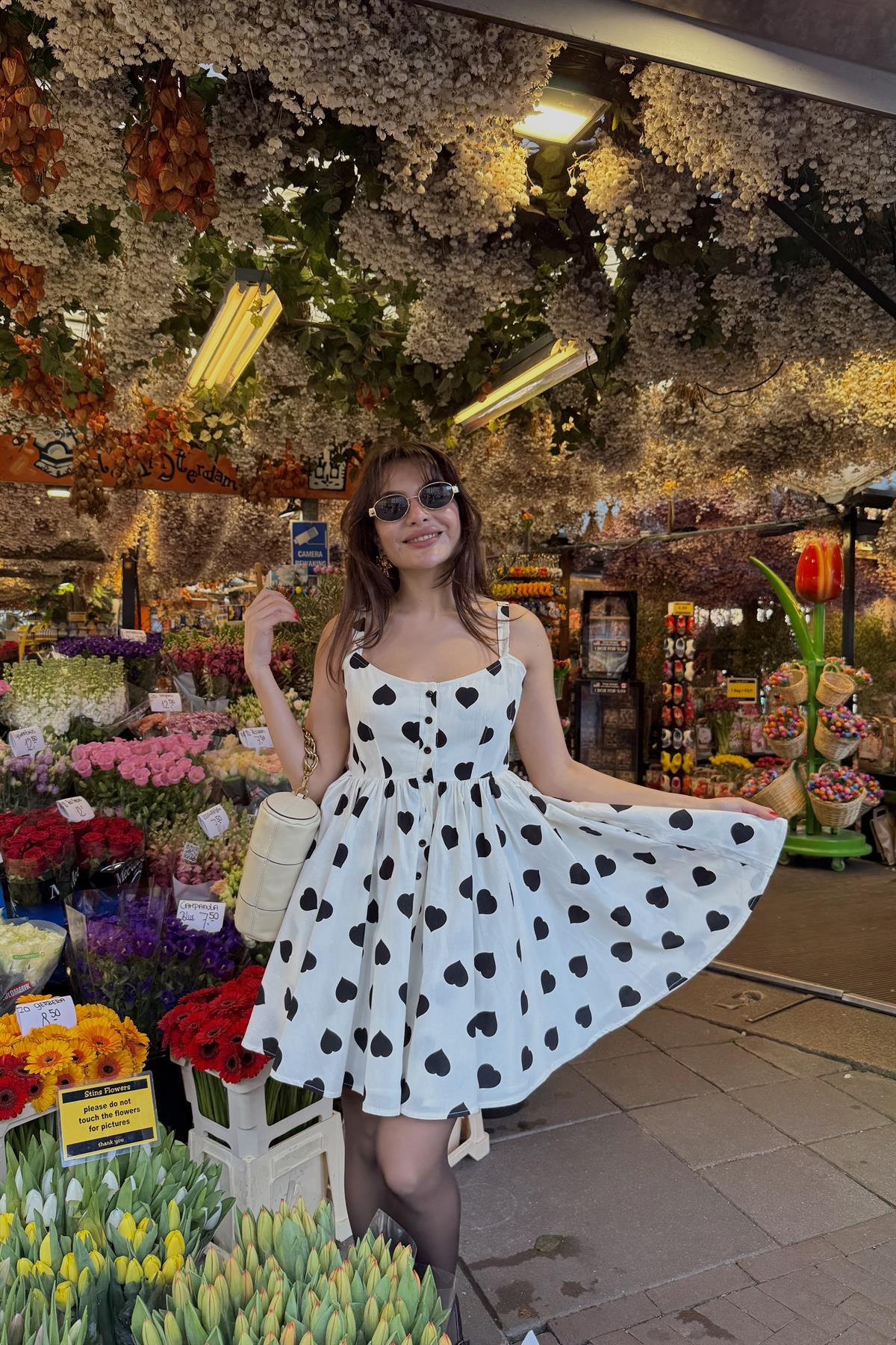 Friesland Kalpli Romantik Elbise 