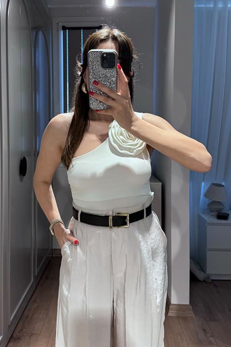 Funs Tek Kol Gül Broş Detaylı Crop - Beyaz