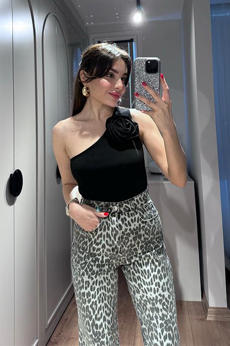 Funs Tek Kol Gül Broş Detaylı Crop - Siyah