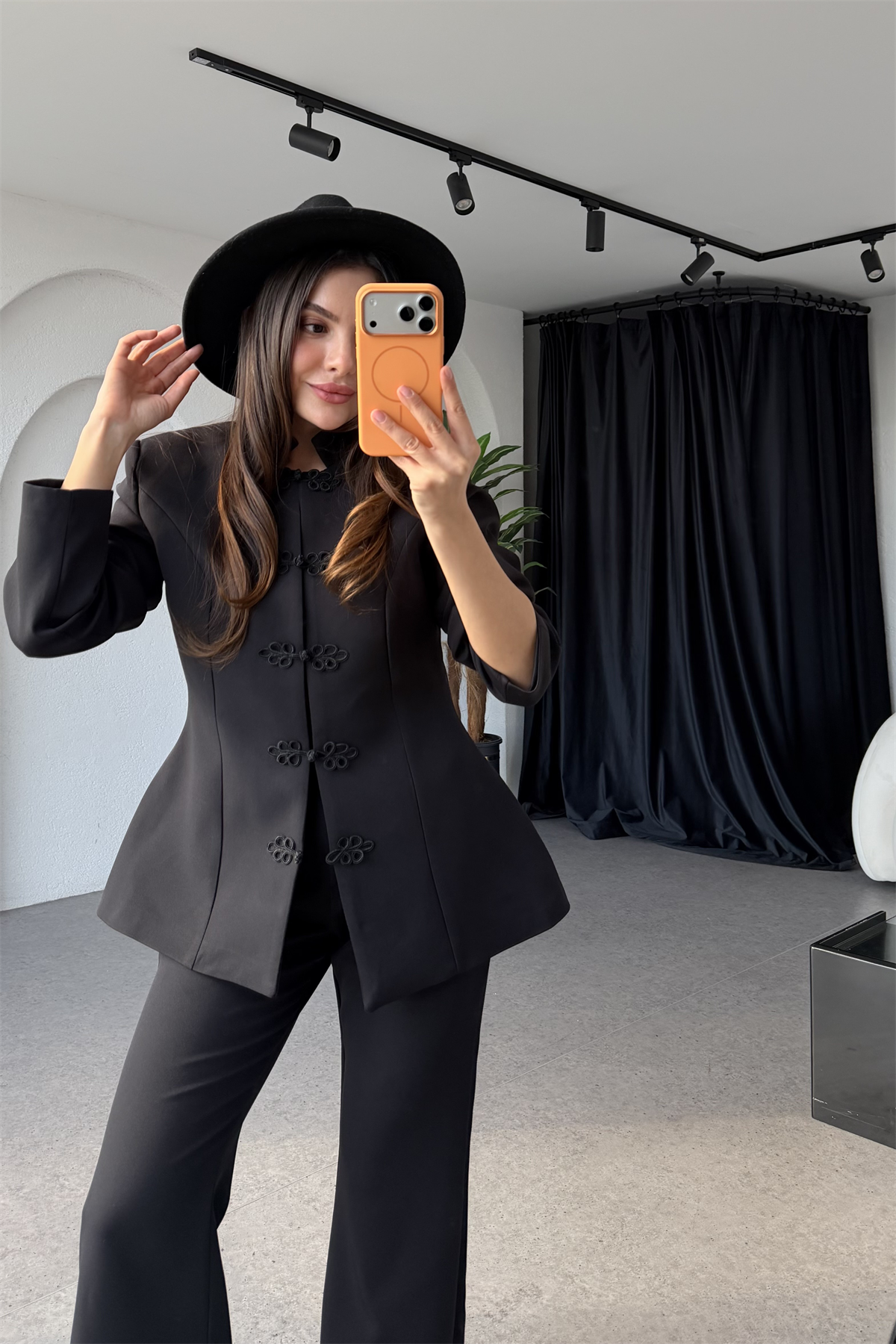 Gael Siyah Premium Düğme Detaylı Takım