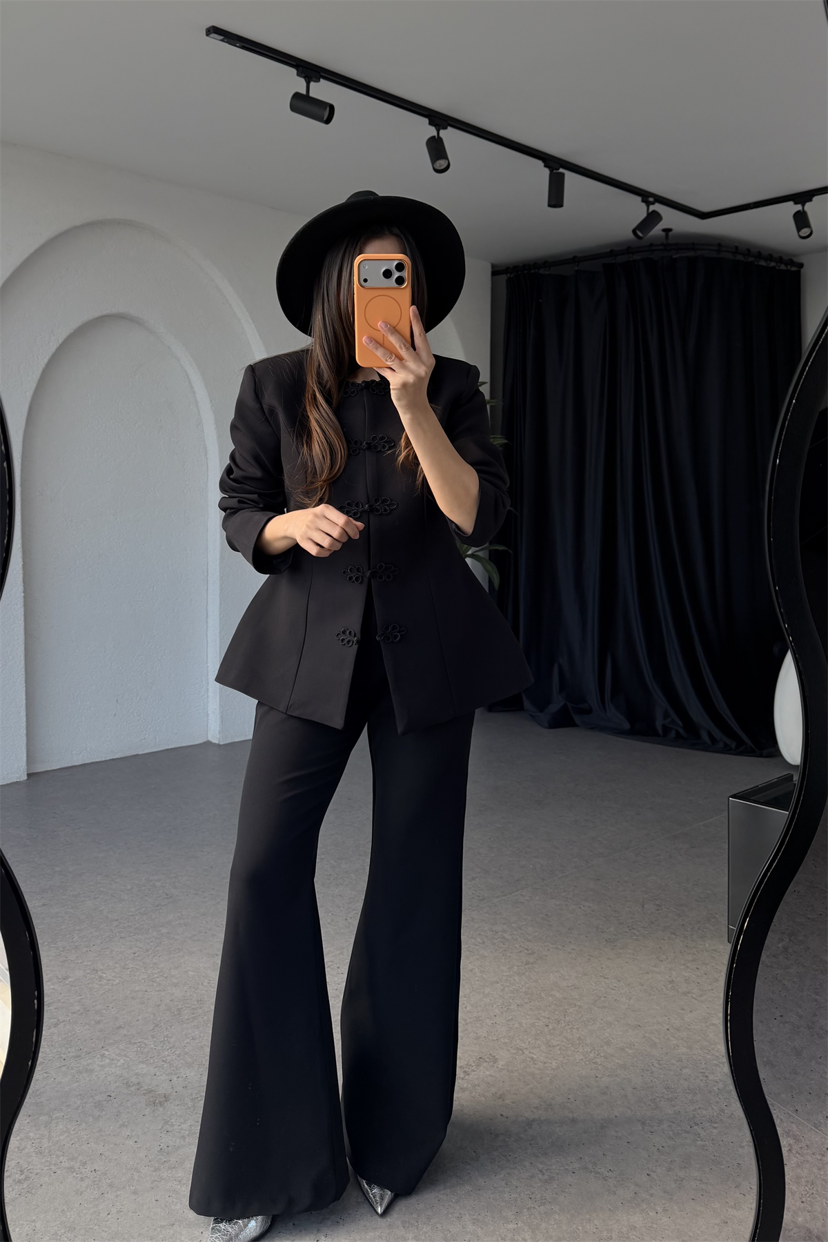 Gael Siyah Premium Düğme Detaylı Takım