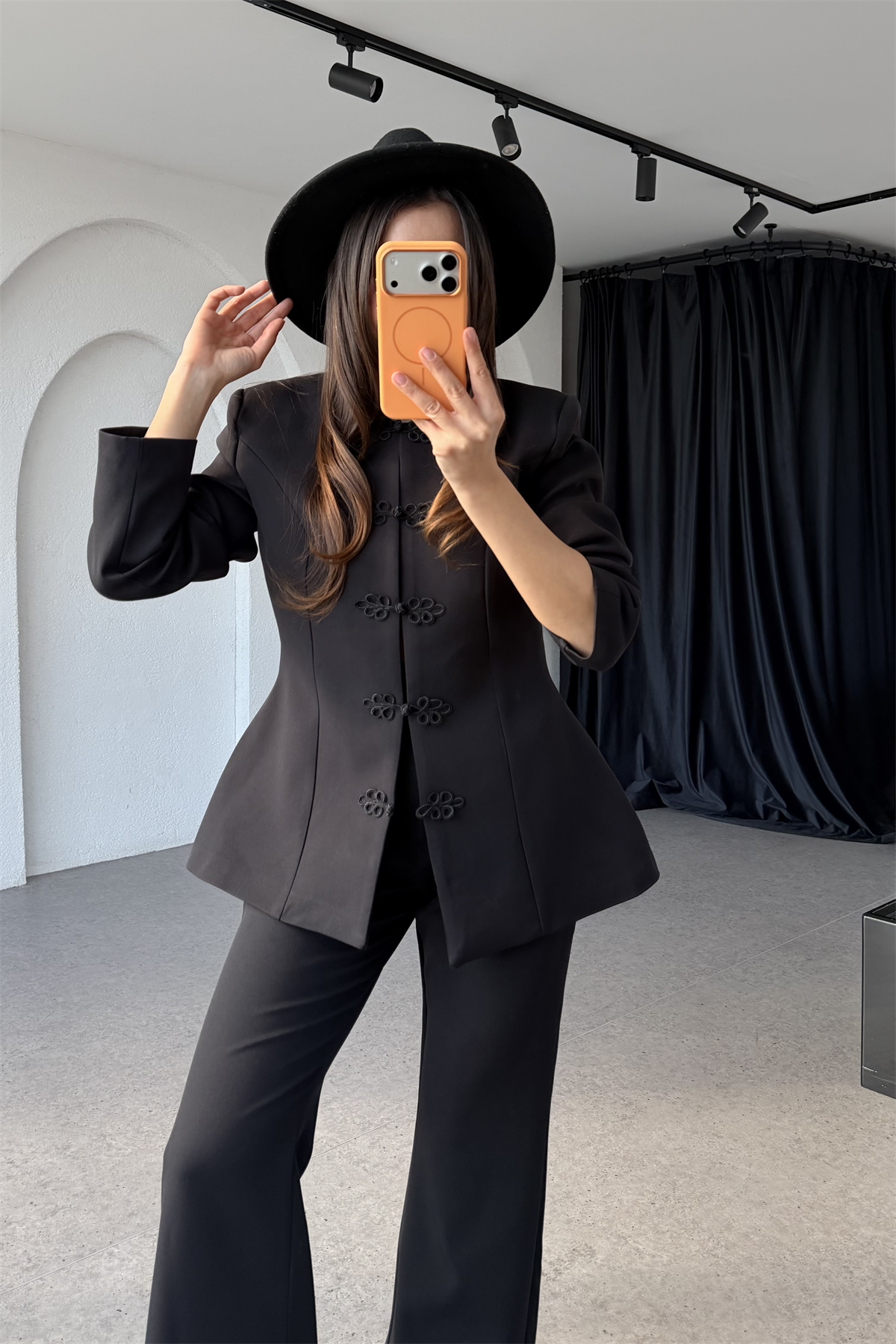 Gael Siyah Premium Düğme Detaylı Takım