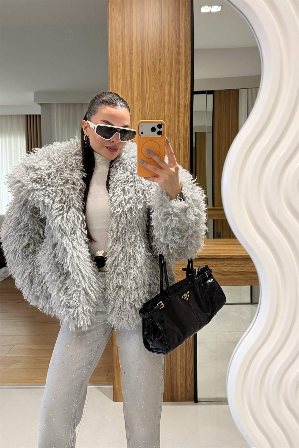 Gaia Gri Saçaklı Yakalı Kürk