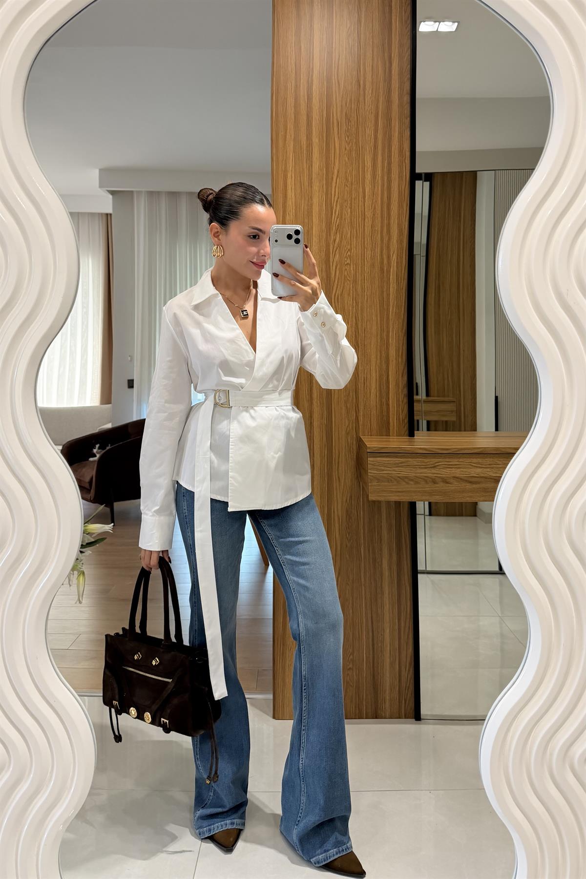 Gives Beyaz Kemerli Poplin Gömlek