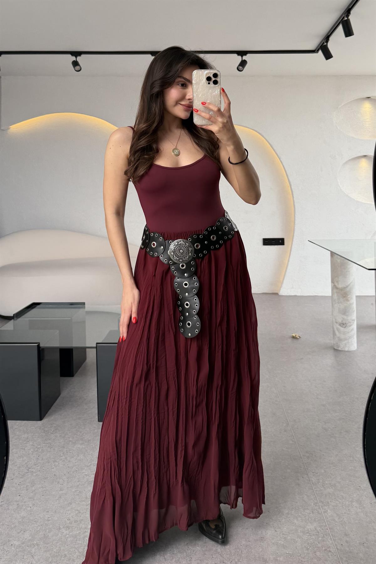 Gloria Bordo Kırışık Model Astarlı Şifon Etek 