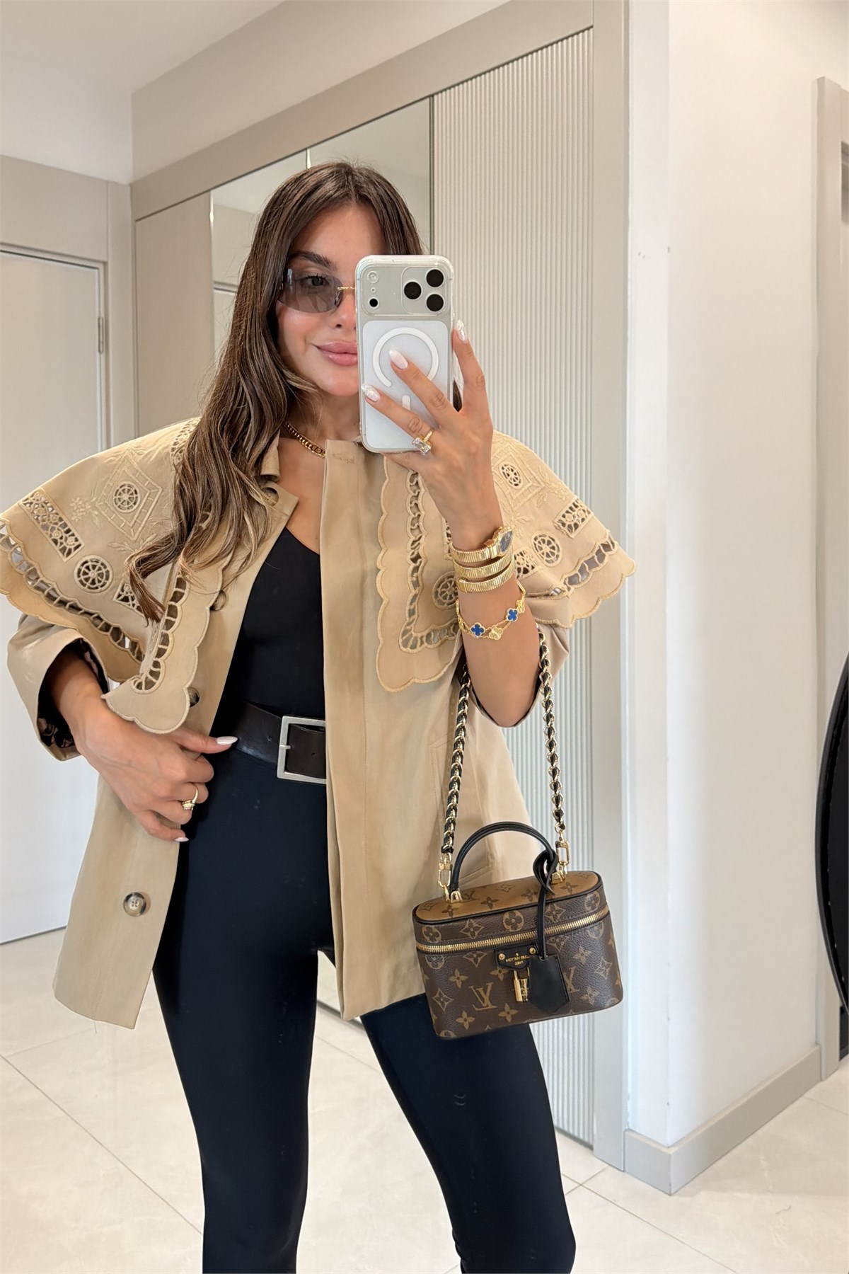 Gravita Camel Nakış Pelerinli Trenç
