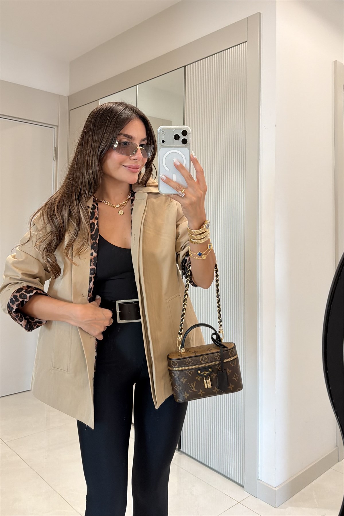 Gravita Camel Nakış Pelerinli Trenç