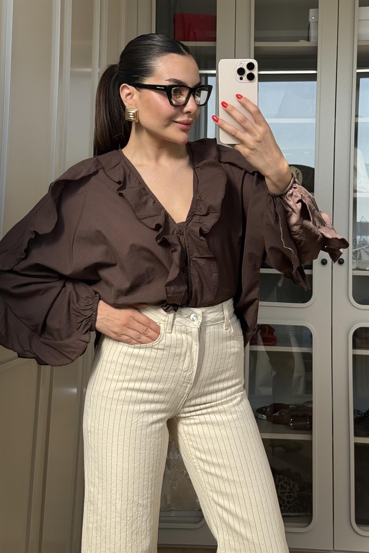 Grenada Kahve Fırfırlı Gömlek 