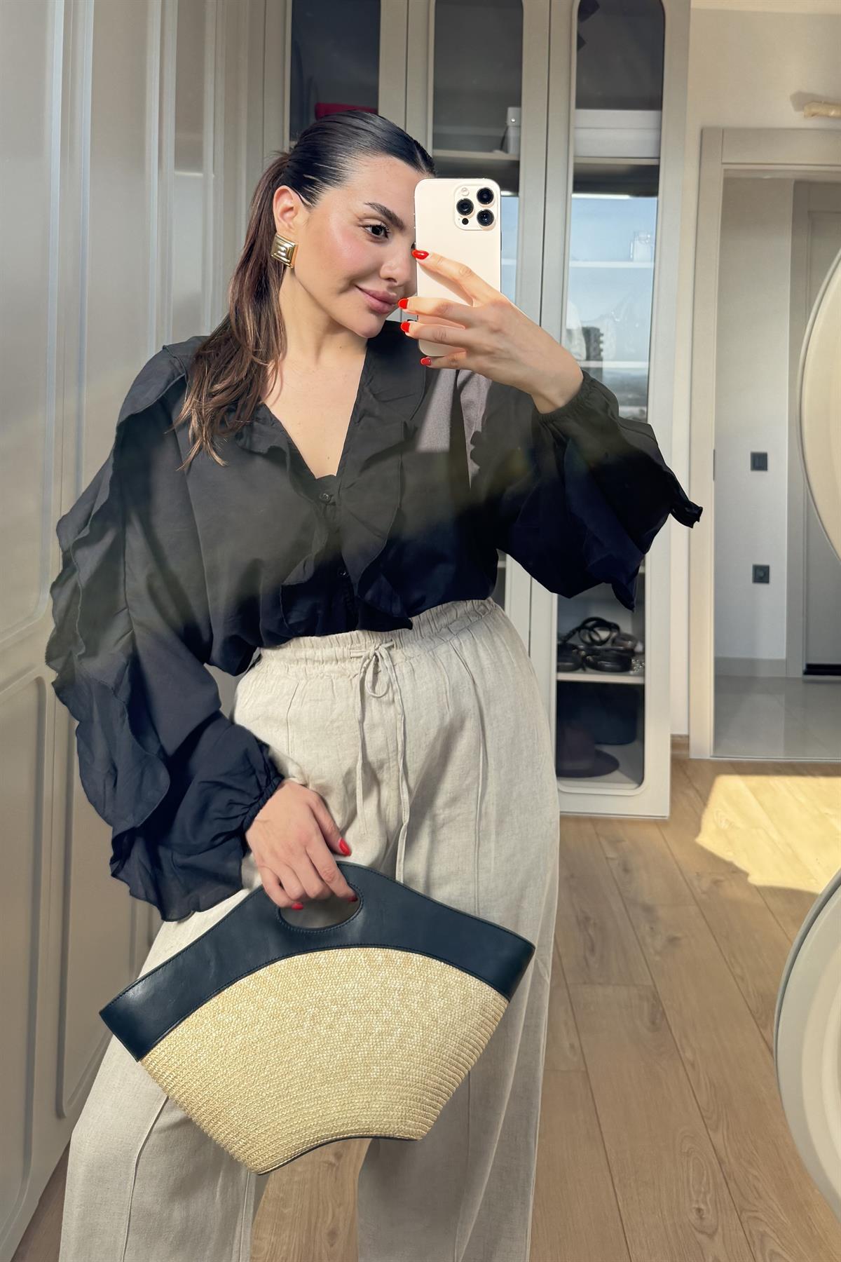 Grenada Siyah Fırfırlı Gömlek 