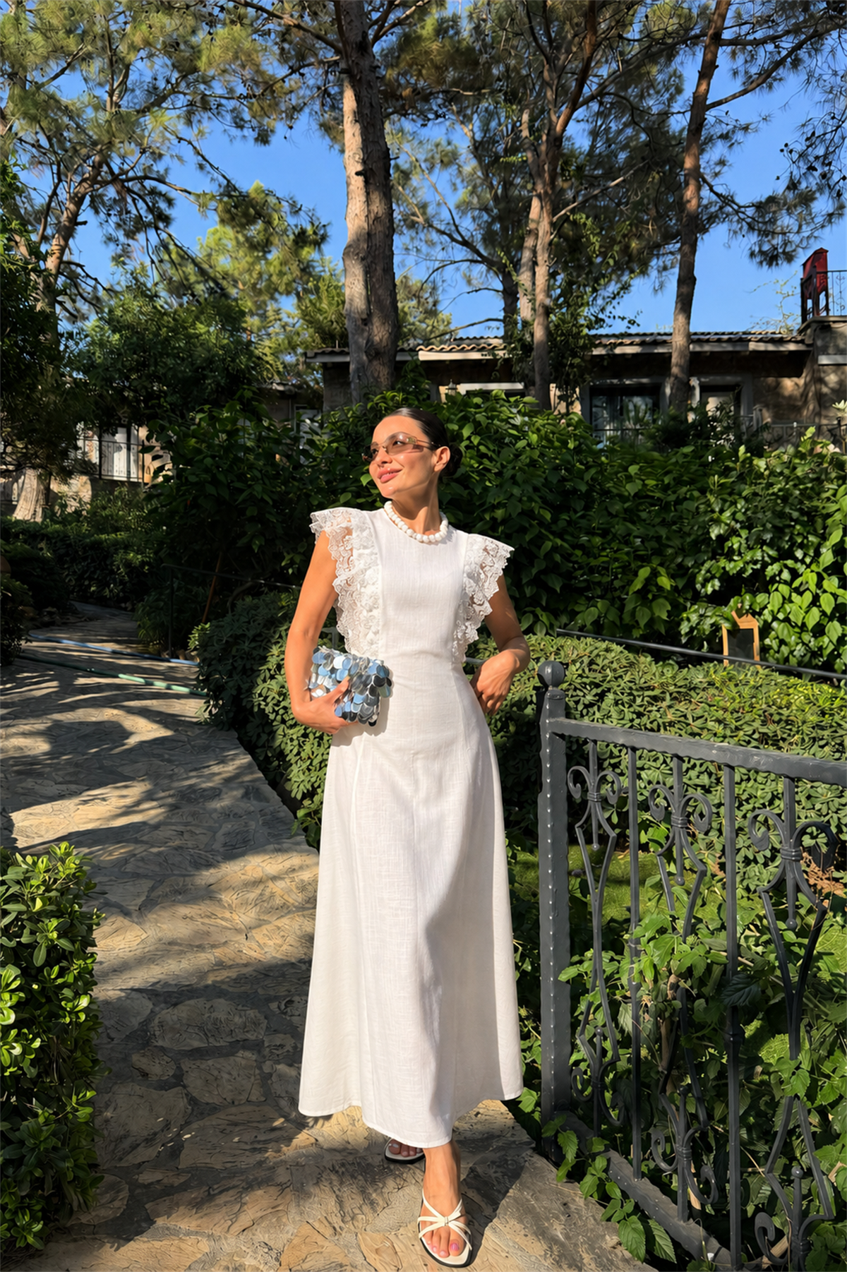 Gretchen Beyaz Keten Dantel Detaylı Elbise