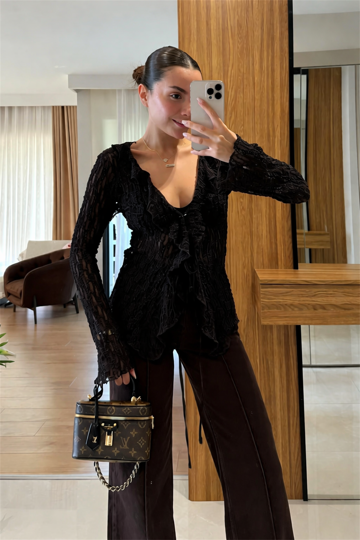 Grimes Siyah Dantel Bluz 