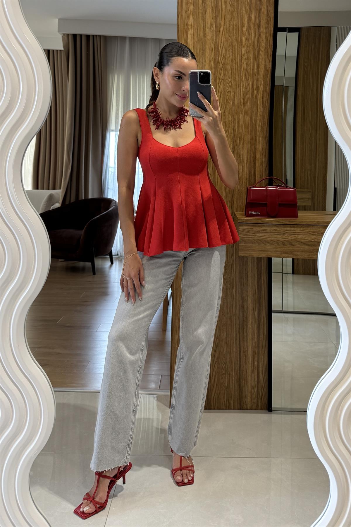 Guanna Kırmızı Dilvin Flare Peplum Bluz