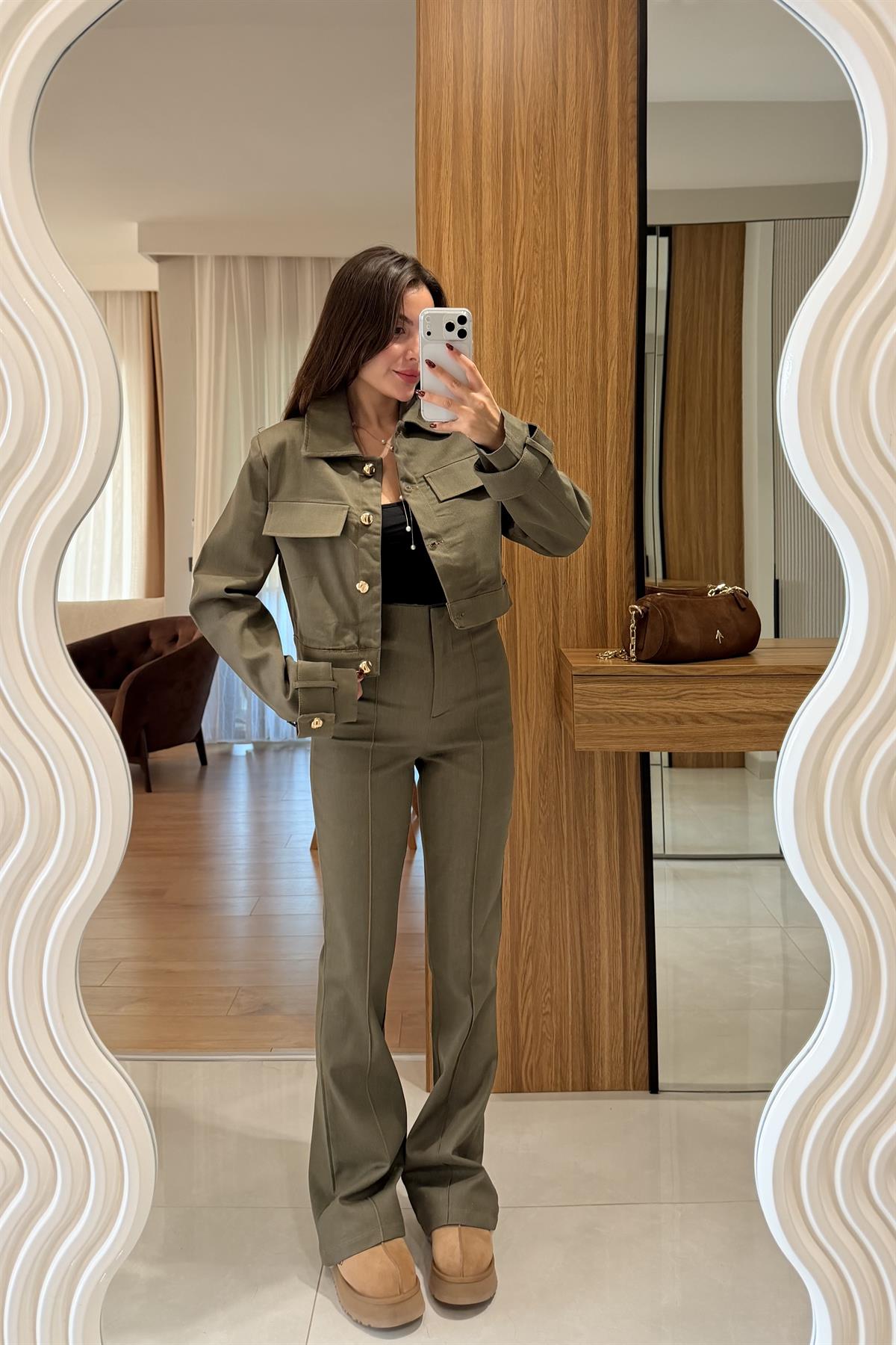 Guava Haki Gold Düğme Detaylı Denim Takım