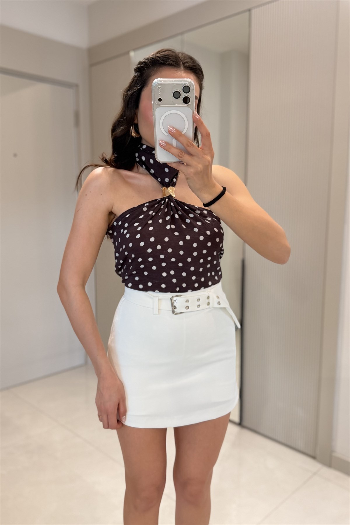 Guest Bordo Aksesuarlı Puantiye Desen Bluz