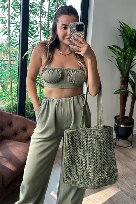 Haki yeşil keten crop top