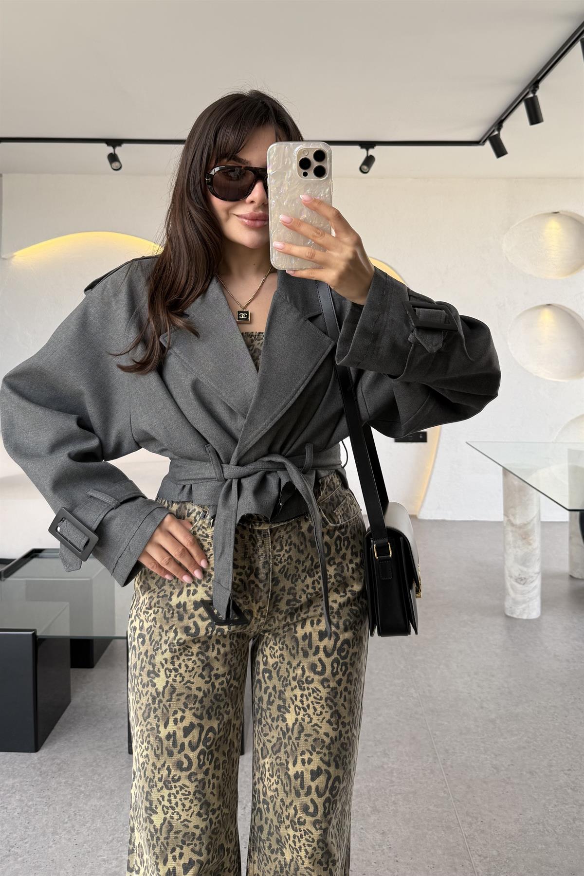 Harward Gri Mini Kuşaklı Trenç 