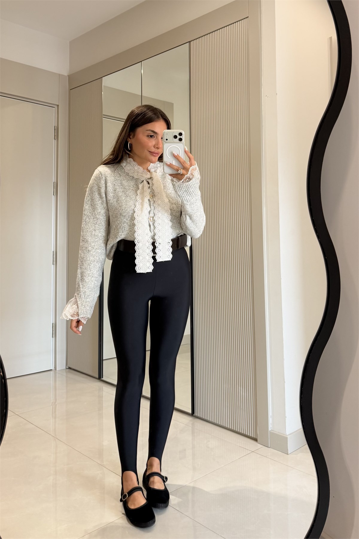 Heart Gri Dantel Detaylı Hırka