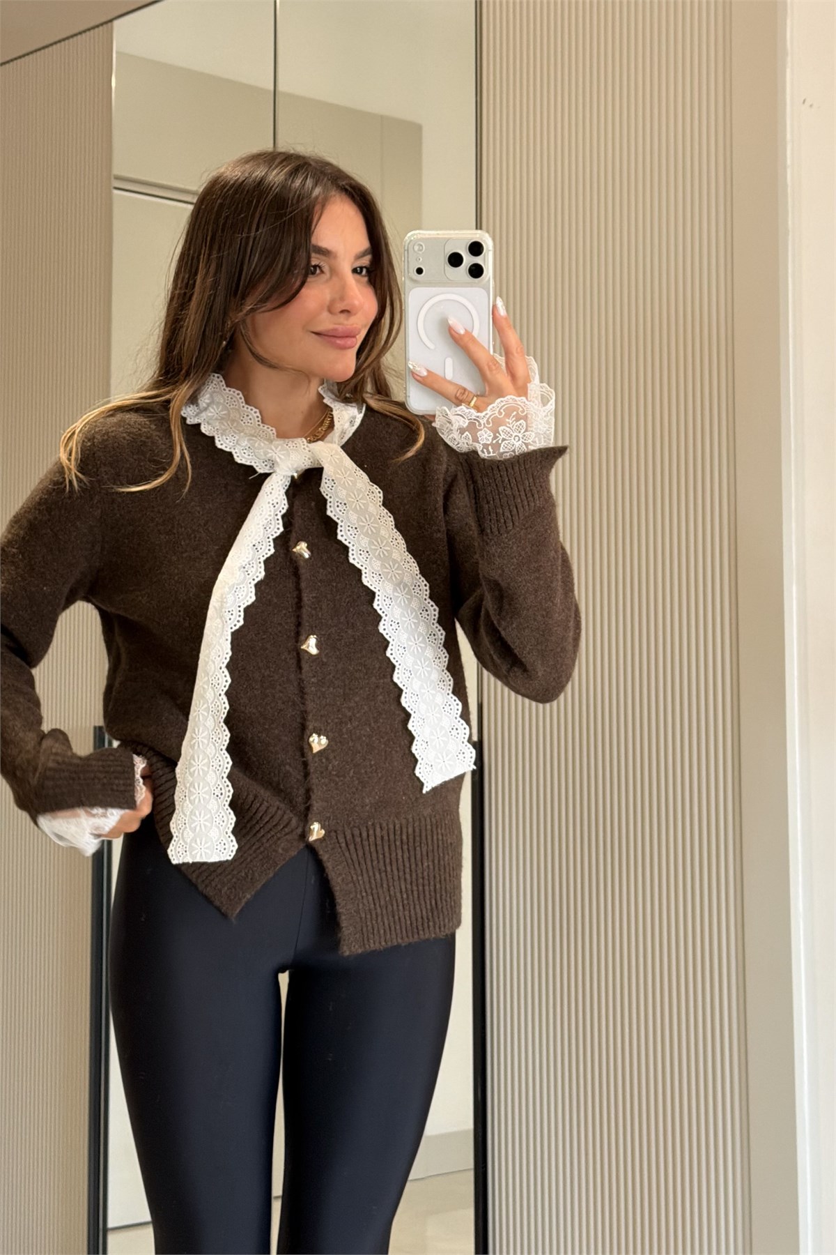 Heart Kahve Dantel Detaylı Hırka