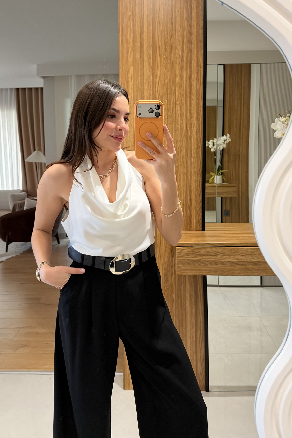 Helina Beyaz Degaje Saten Bluz