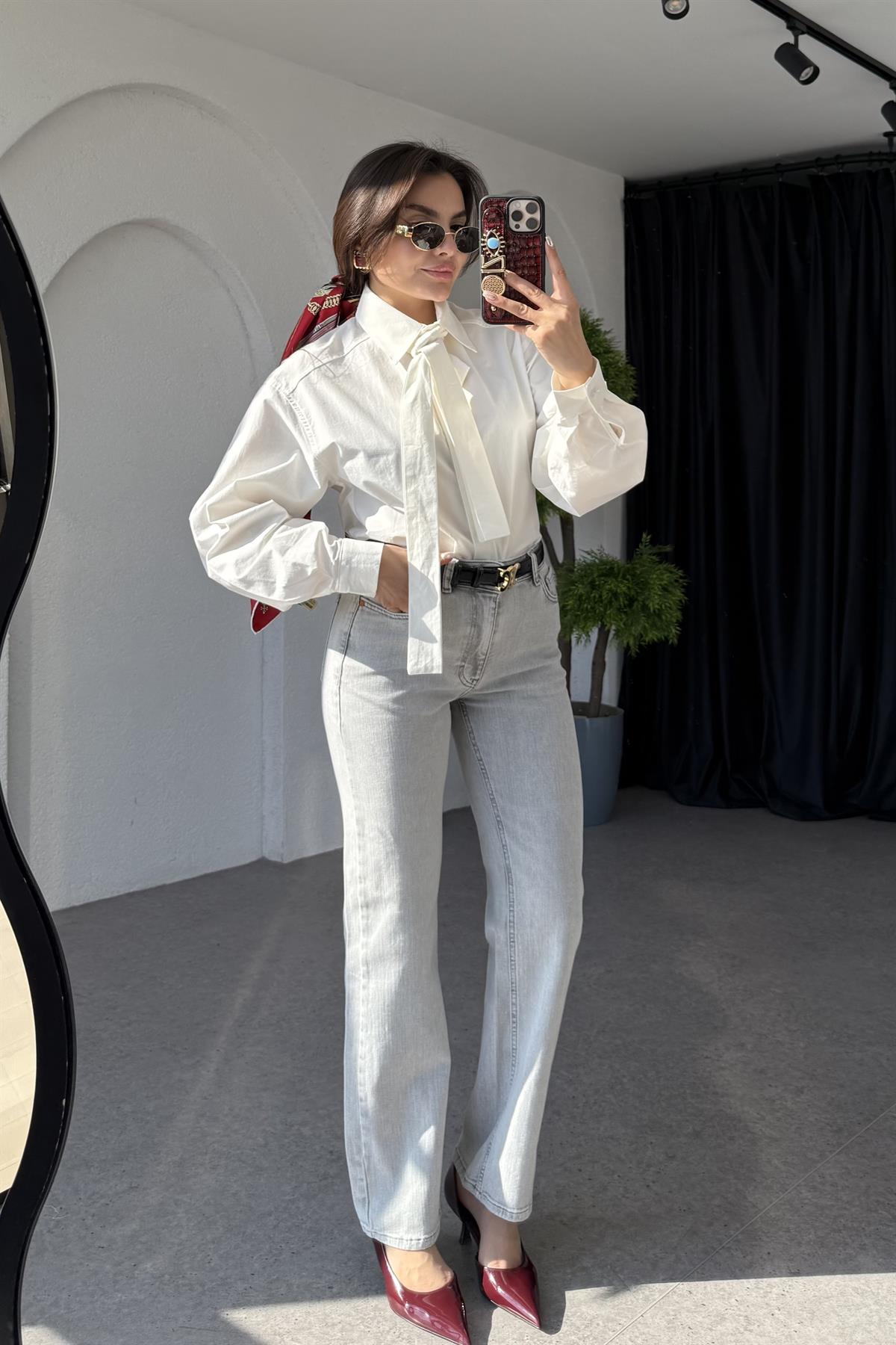 Henia Açık Gri Likralı Jean