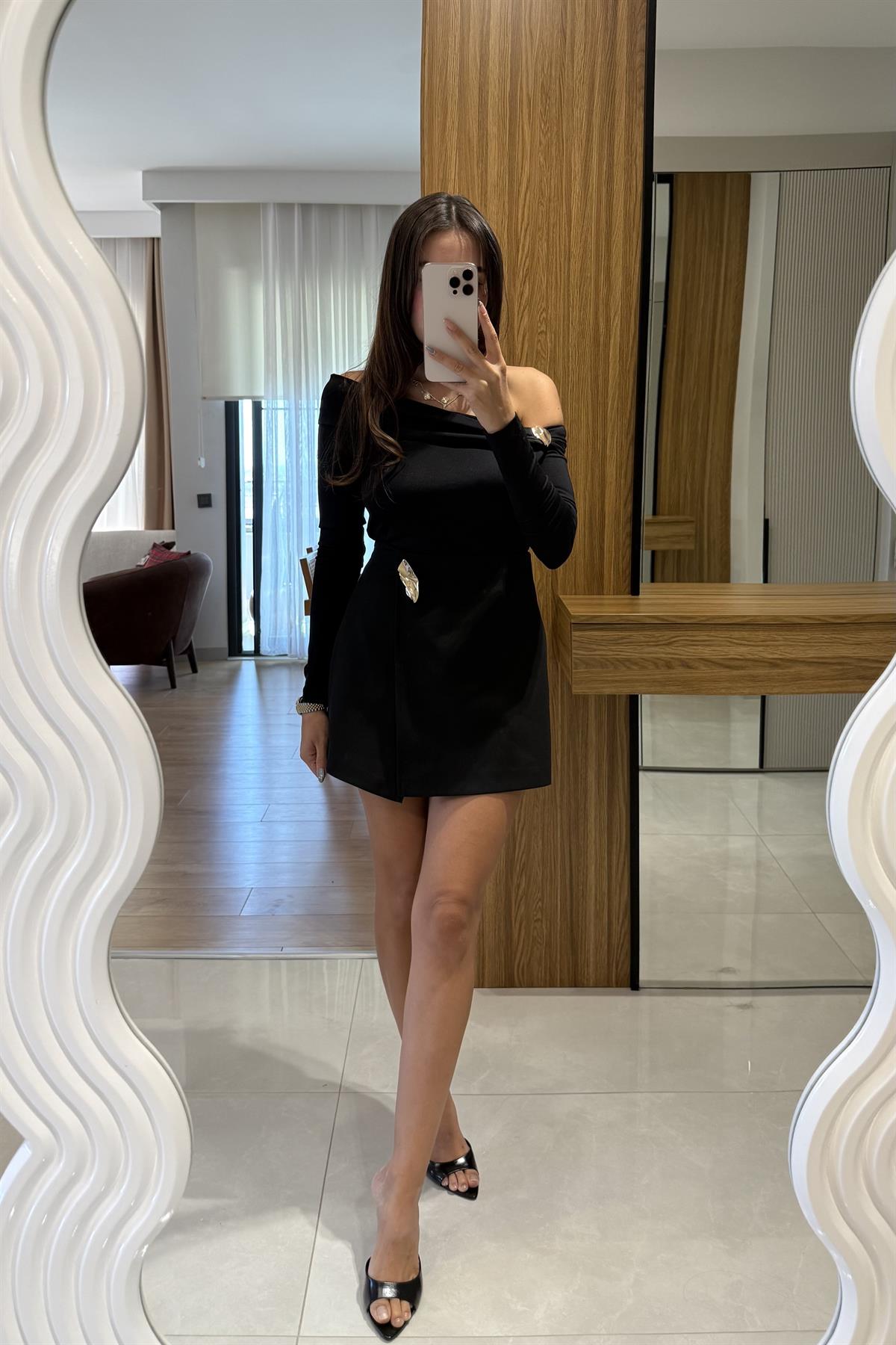 Henry Kayık Yaka Gold Detaylı Bluz
